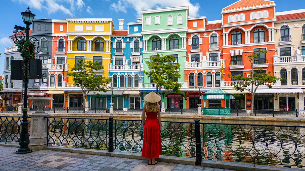 Grand World Phu Quoc Entry Ticket Price